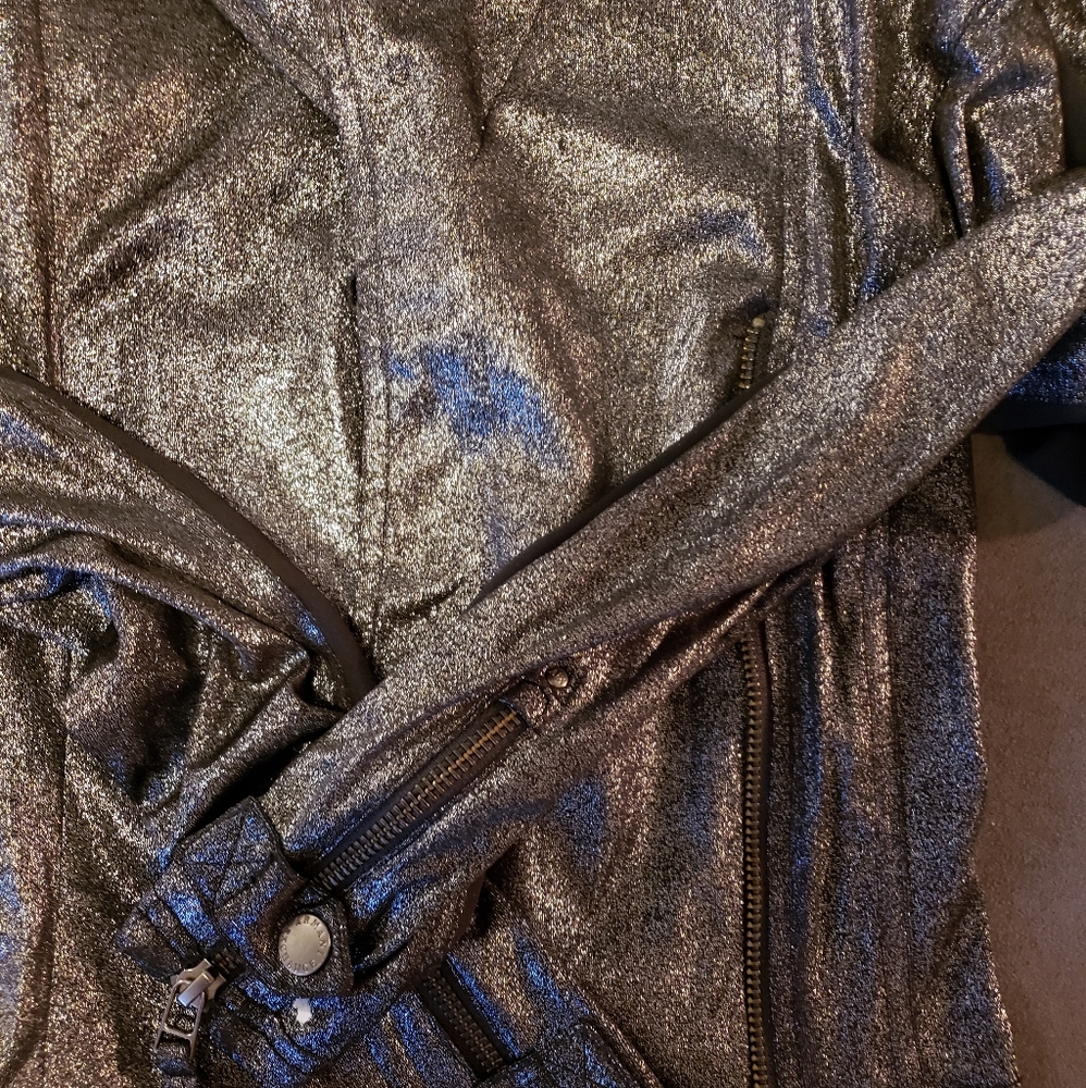 Jacket - Picture 5 of 6